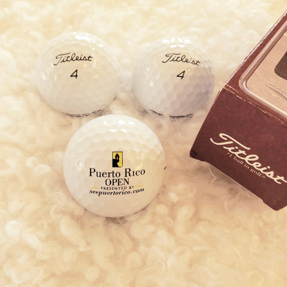 3 Golf Balls Titleist